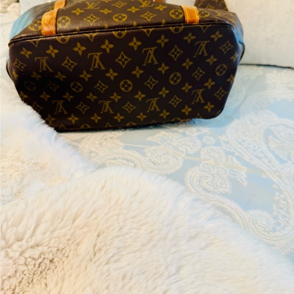 Louis Vuitton Shopping Tote Monogram Large Bag for Office and Travel - Picture 6 of 13